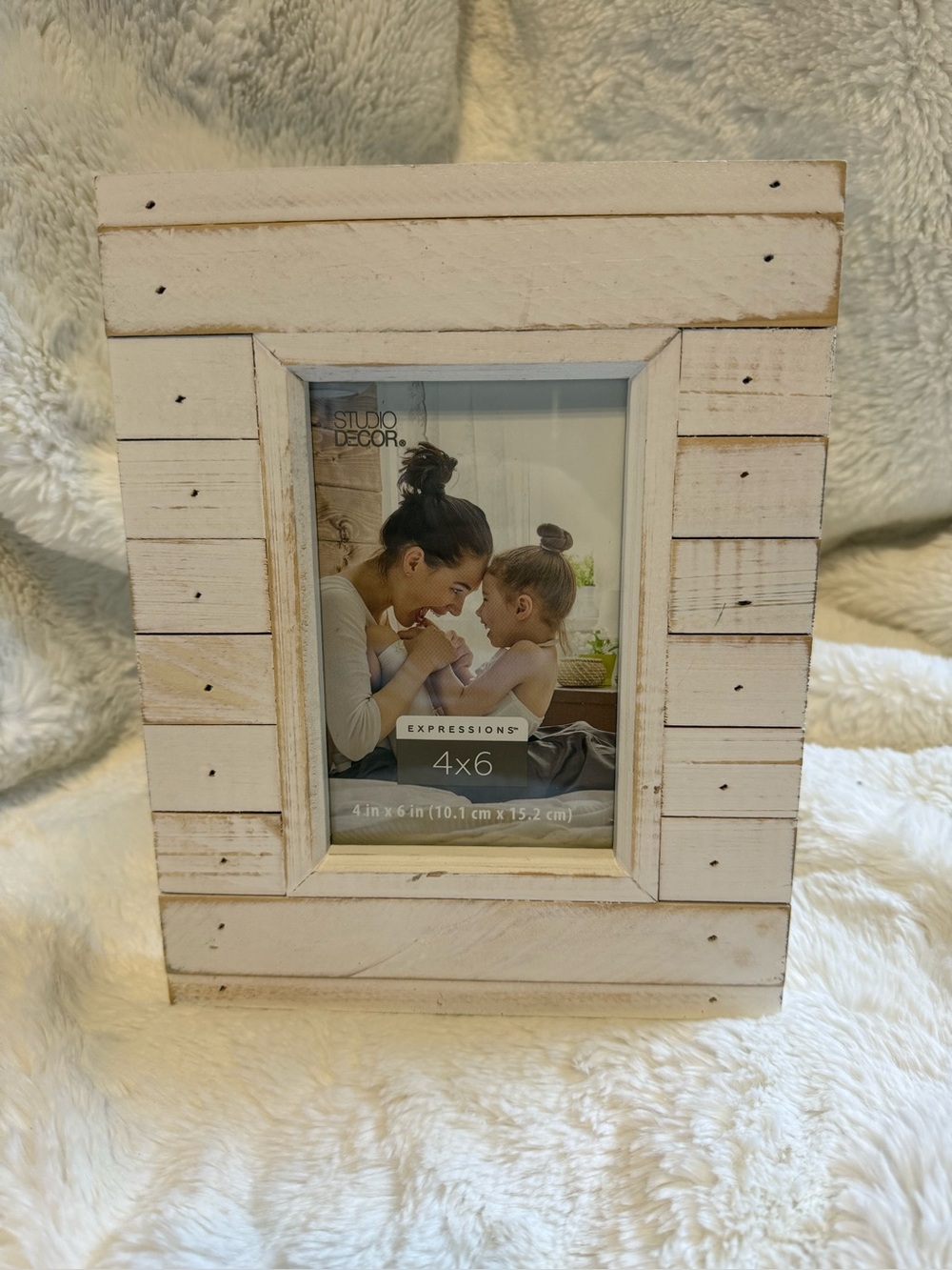 Studio Decor Rustic Whitewashed Wood Photo Frame 4x6 Picture